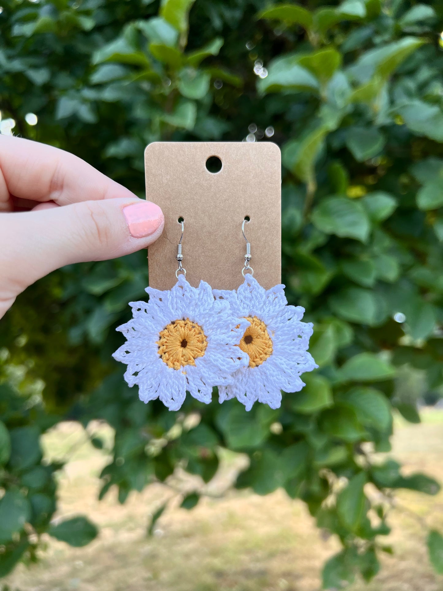 Daisy Dangle Earrings